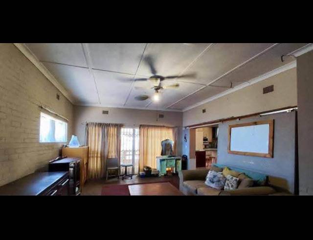 5 BEDROOM HOUSE FOR SALE IN LAMBTON